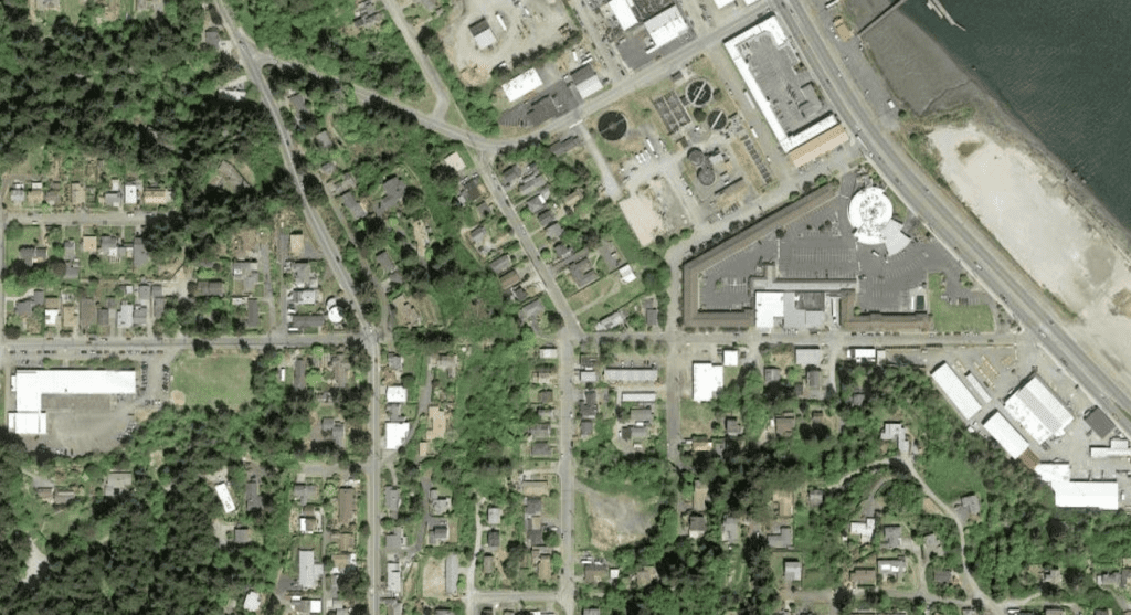 Satellite view of US 101 & Hemlock Ave in Coos Bay, Oregon